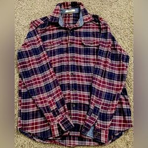 Taylor Vintage: Awesome Flannel